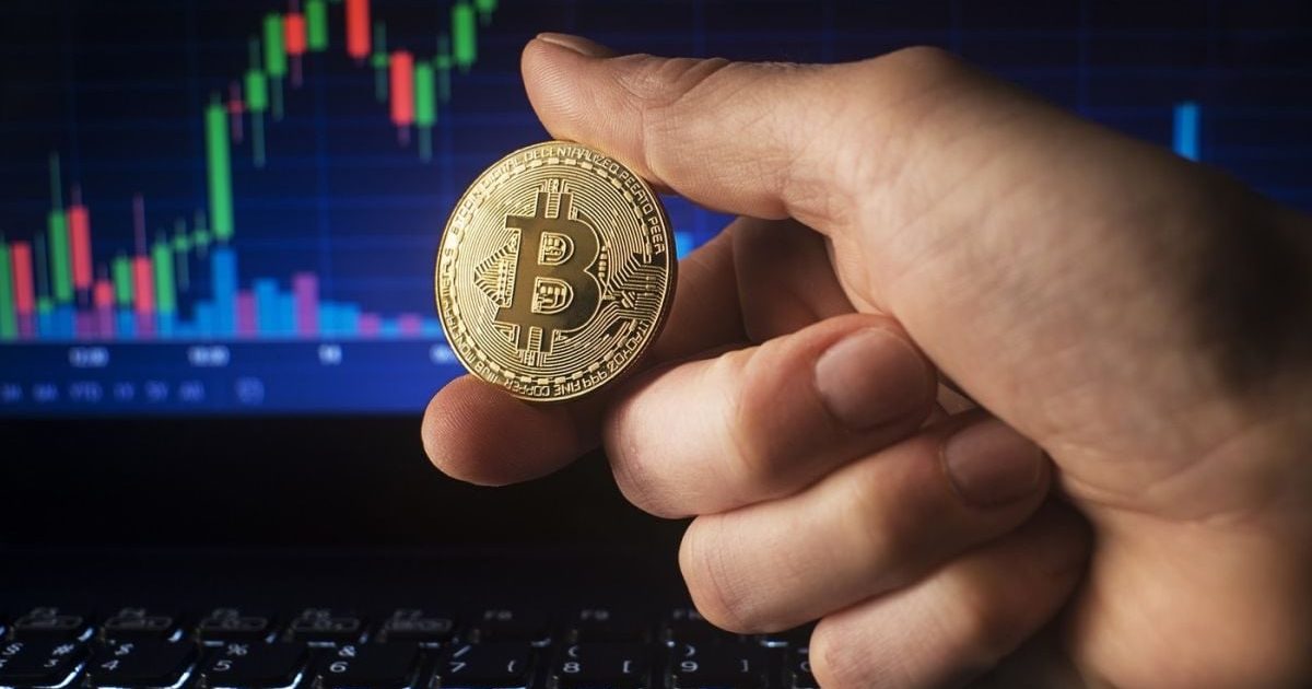 Cine e Satoshi Nakamoto, enigma Bitcoin: Cel mai căutat om din lumea digitală