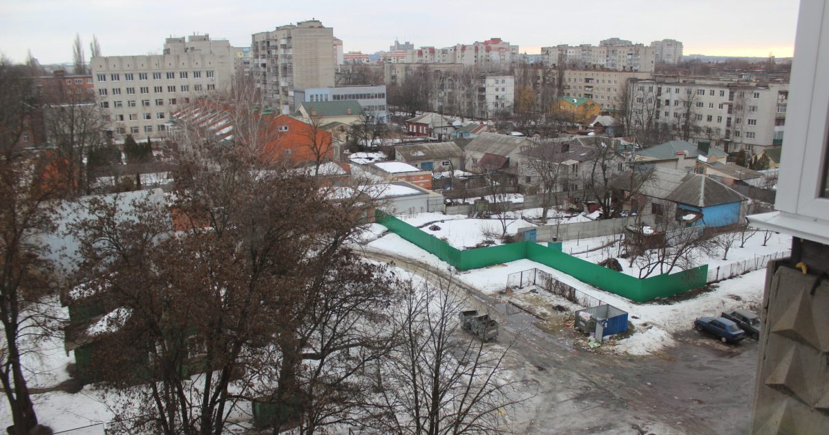 Demolări în București: Primăria taie în carne vie construcțiile ilegale! Plus amenzi pentru crescătorii de păsări