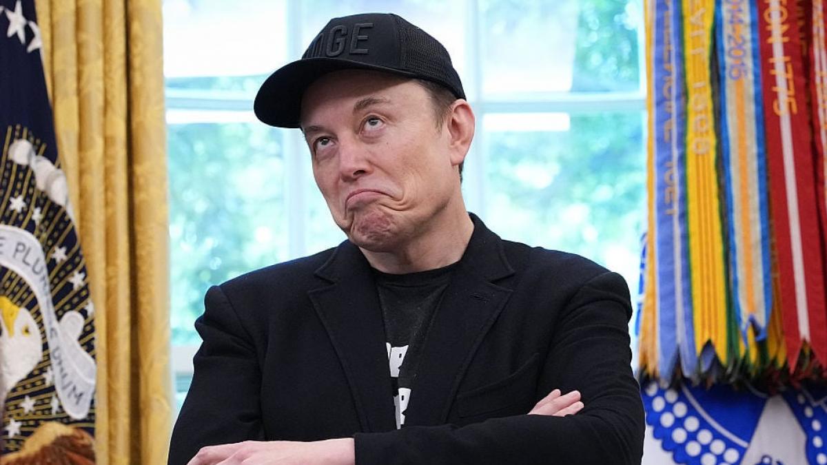 Bogații lumii, mai săraci cu 100 de miliarde de dolari într-o lună Bani pierduți pe bandă rulantă