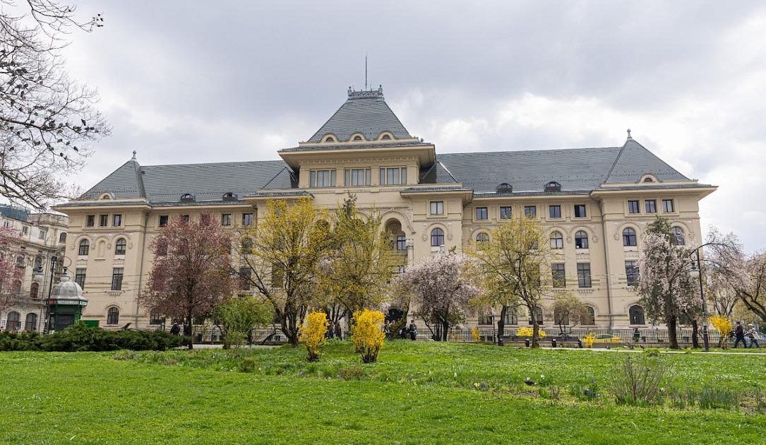 București: Tururi GRATUITE de weekend la Primărie, pentru public!