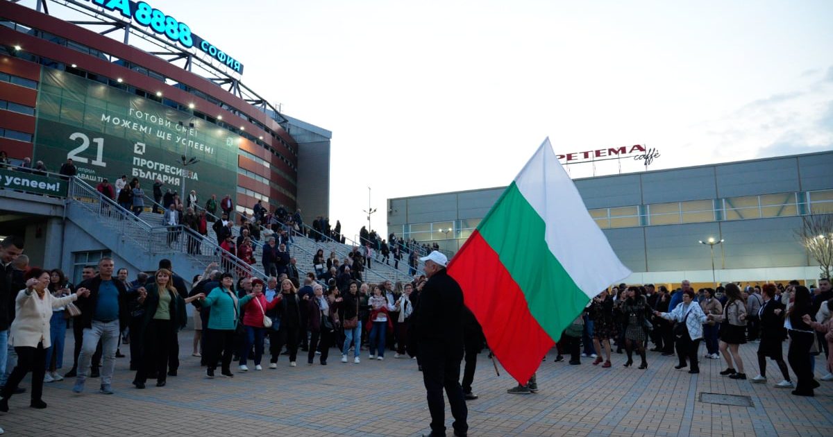 A opta rundă de vot în cinci ani: Criza politică, test pentru România