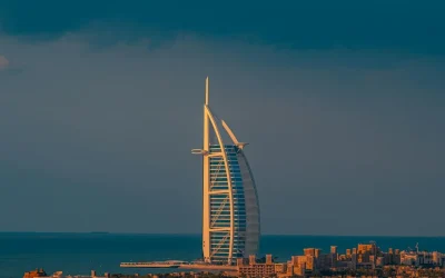 BREAKING: Hotelul BURJ Al Arab din Dubai, SINGURUL de 7 stele, se închide
