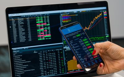 Bursă: Analiștii pun prețuri-țintă pe acțiuni. Ce spun experții?