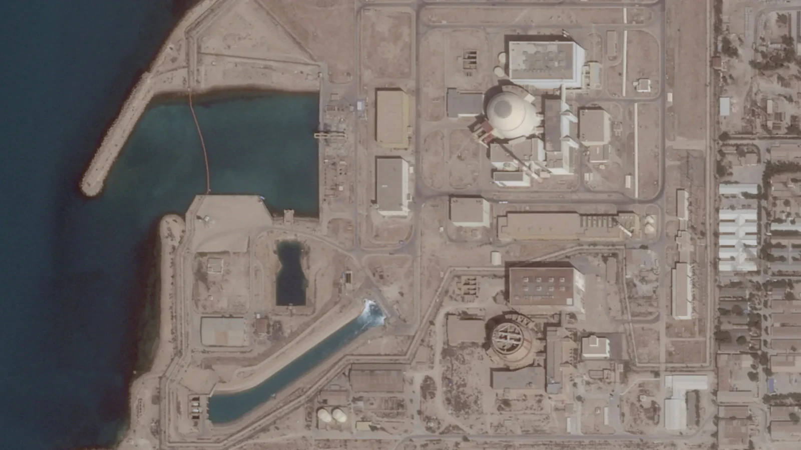 Trump sperie Rusia: Rosatom își evacuează personalul din Iran