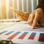 Industria românească, în continuare în contracție, chiar și după martie