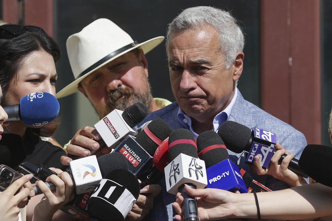 Procesul lui Călin Georgescu, acuzat de tentativă de lovitură de stat, poate începe București – Tribunalul București a decis, joi, 2 aprilie, că procesul fostului candidat la prezidențiale și politician de extremă-dreapta, pro-rus, Călin Georgescu, poate demara