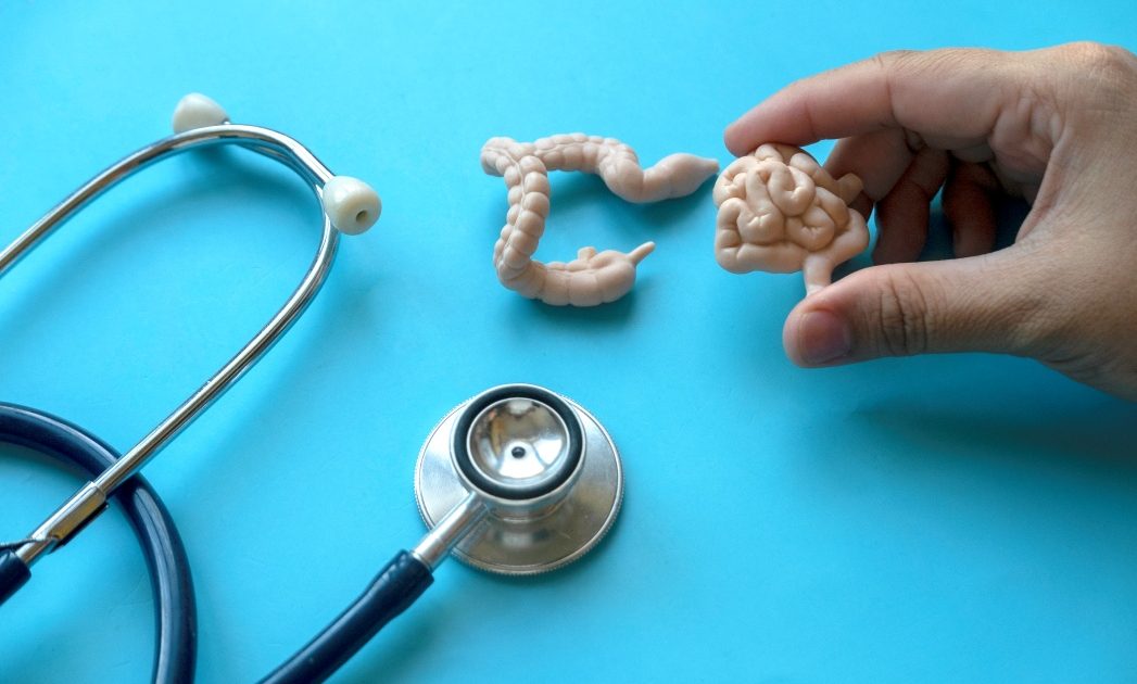 De ce cancerul de colon lovește tot mai mulți tineri în întreaga lume?