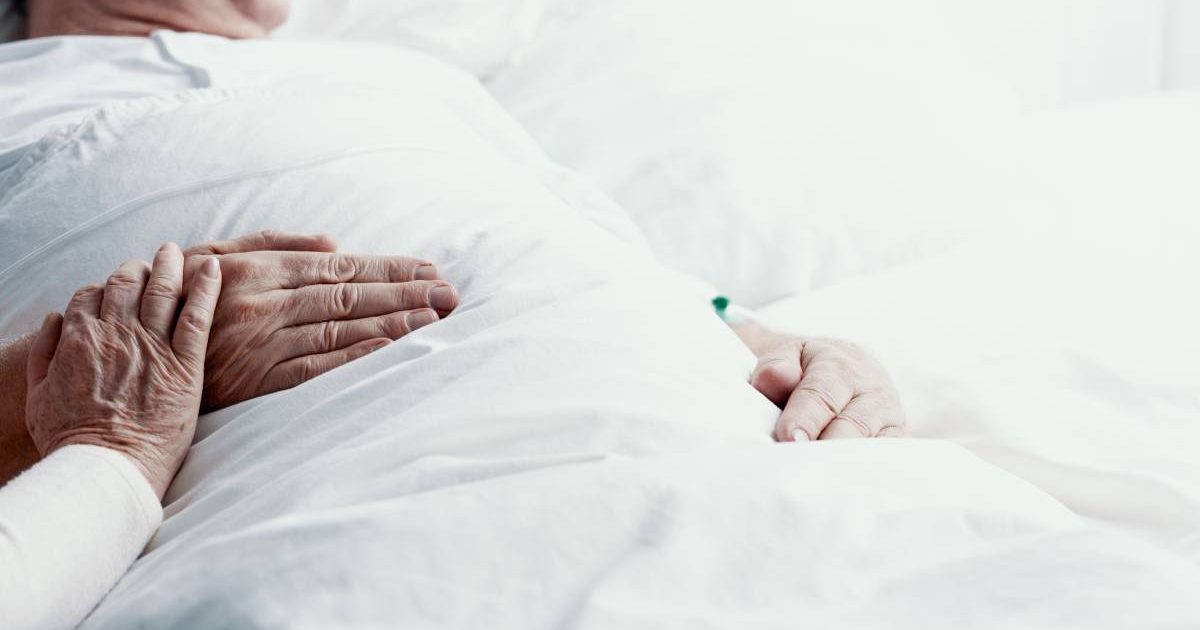 Bărbat, confuzie dramatică: Crede un banală indigestie, află că mai are 9 luni de trăit