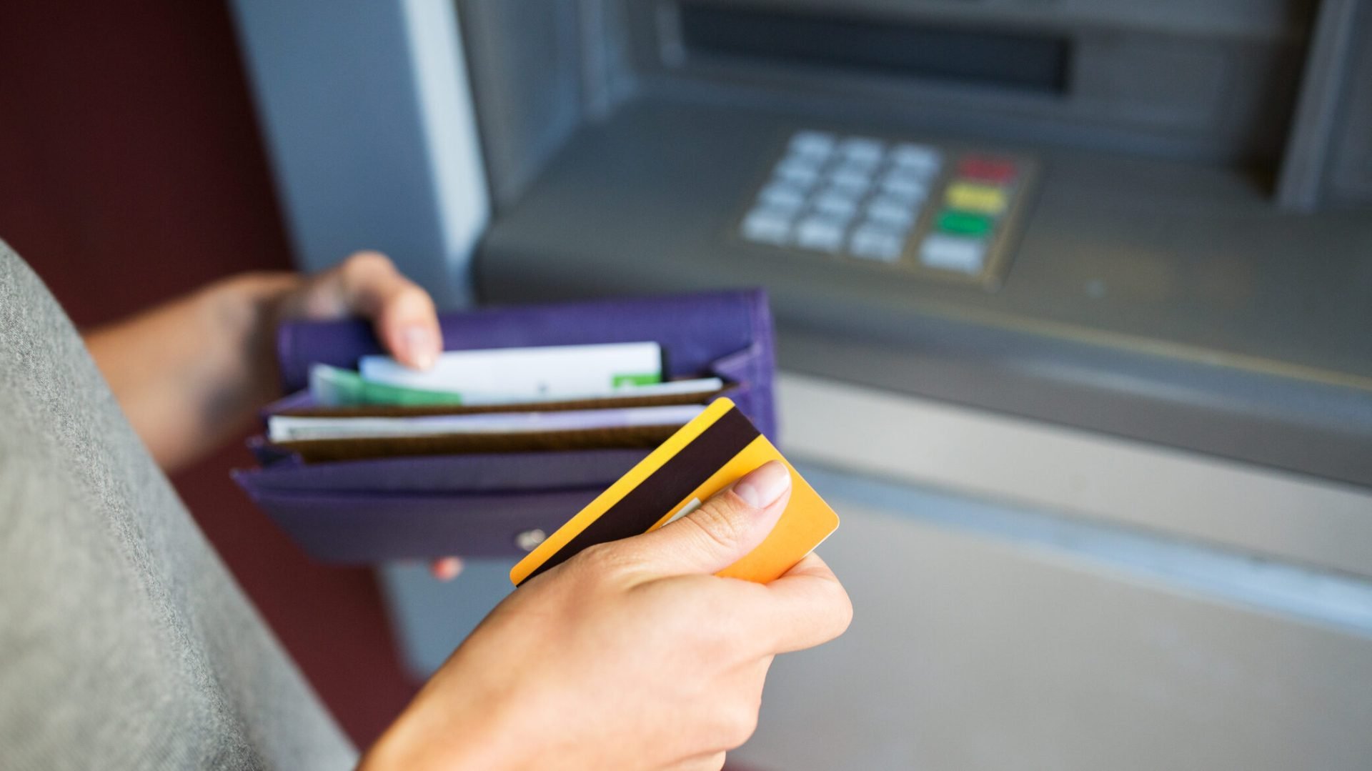 Banii din bănci sunt protejați, dar cu limite: ce trebuie să știe românii București – Sistemul bancar românesc oferă un mecanism de protecție pentru economiile cetățenilor, însă acesta are limite clare