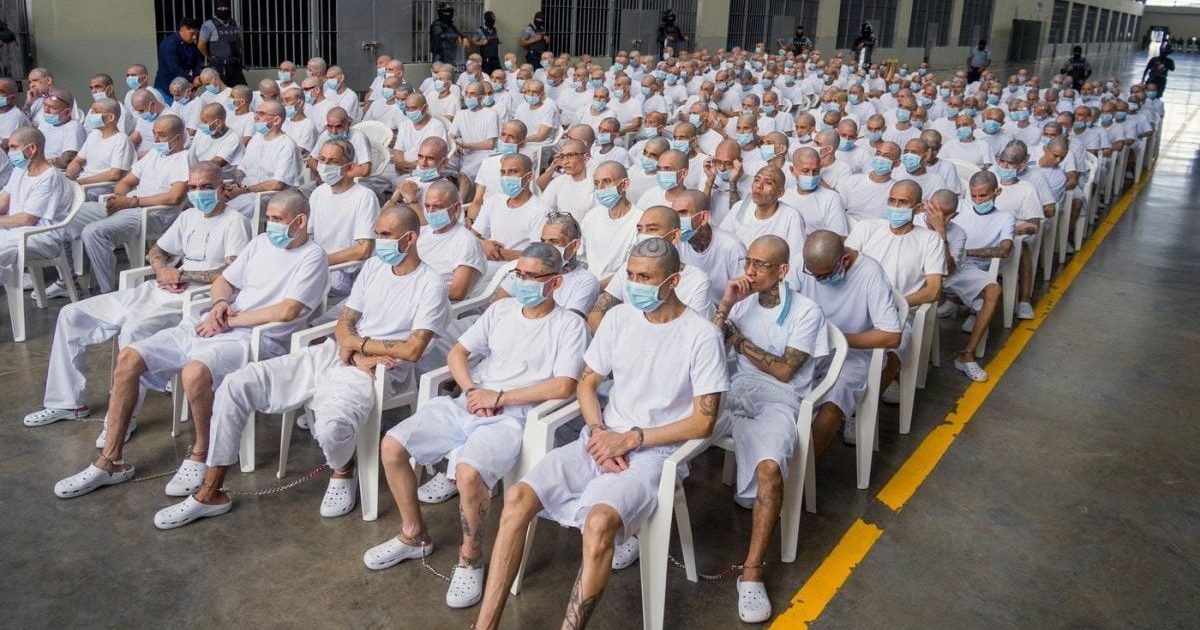 Peste 480 de suspecți, judecați ÎN ACEEAȘI afacere, ÎN El Salvador