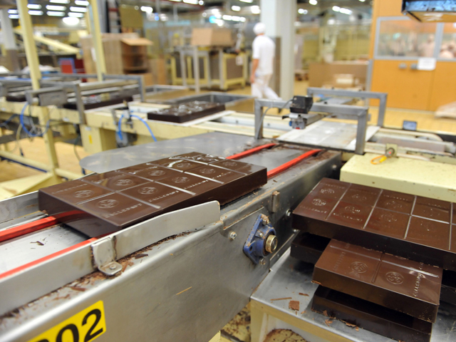 Cacao, pe tobogan: Cel mai mare producător de ciocolată, lovit crunt