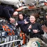 Astronauții ORION: 189 de feluri de mâncare, probleme la WC și „părul” lunar