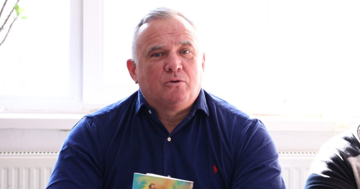 Clămparu, „Cap de porc,” din spatele gratiilor: De la proxenetism, la poezie la Aiud