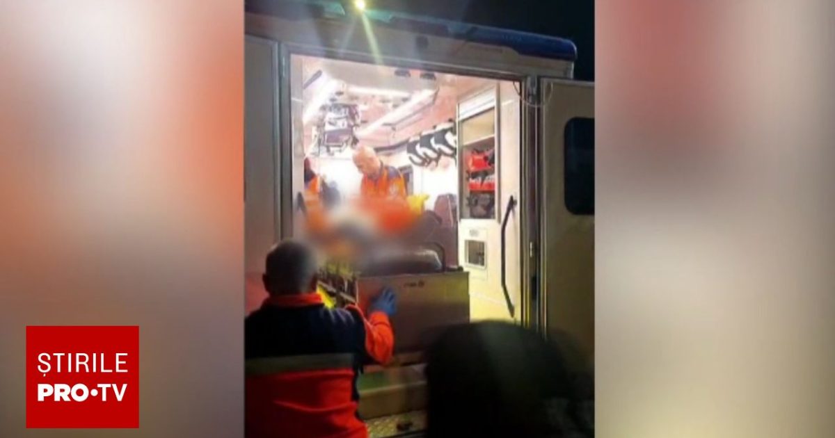 Bacău: Tragedie de Paști, clopotar strivit de clopot. Care e starea victimei?