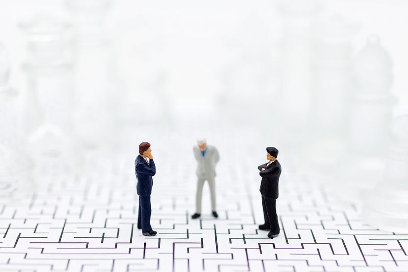 nnConsiliul Concurenței din România a trimis Comisiei Europene și băncilor vizate rezultatele unei investigații ample, demarată în 2022