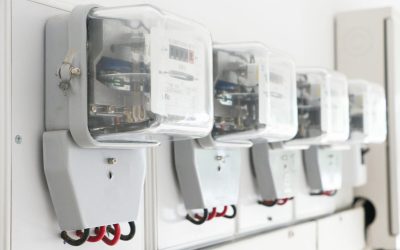 Preț record la energie: Sub 1 leu/kWh de la PPC. Cine are norocul?