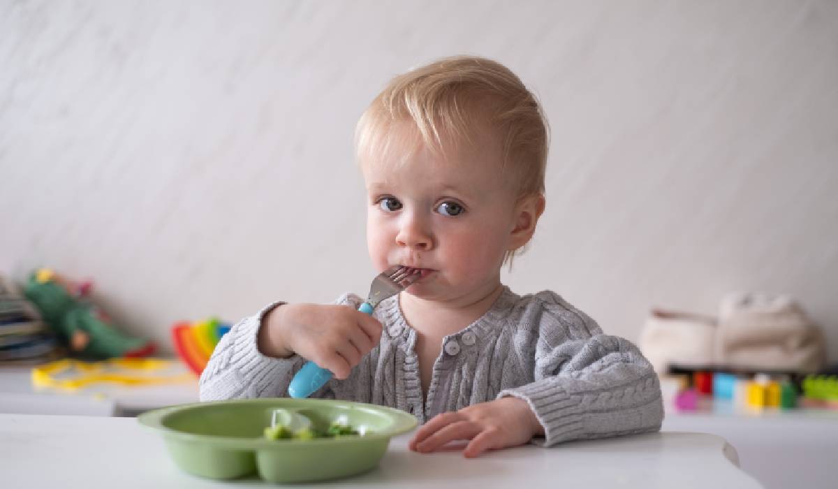 Ce mănâncă pediatrii seara cu copiii: Alimente-șoc la cină!
