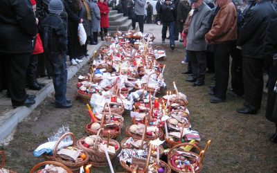 Ce se dă de pomană de Sâmbăta Morților: Tradiții și obiceiuri vechi