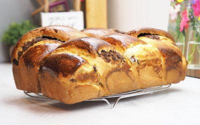 Cu ce se ung cozonacii fierbinți pentru un luciu perfect