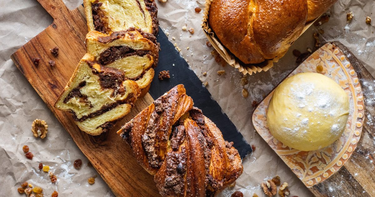 Cozonacul, desertul preferat al românilor: Origini misterioase din Europa