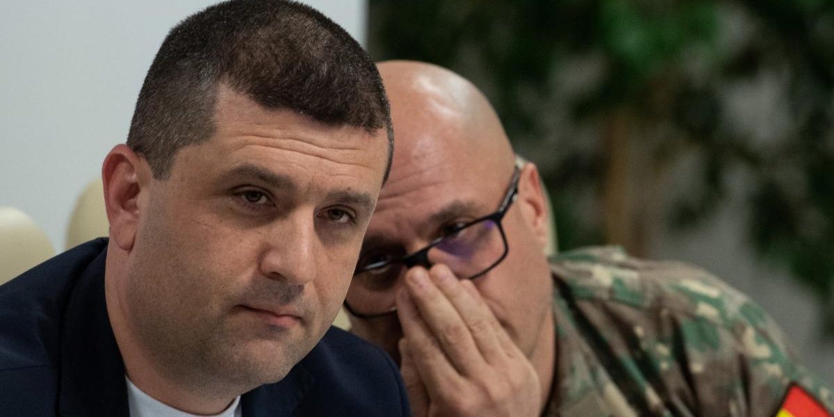 cum-s-ar-putea-implica-romania-in-eliberarea-stramtorii-ormuz-miruta-cu-divizii-de-scafandri-si-ofit.jpeg - NewsFactor