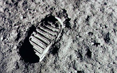 Astronauții NASA, cu bocancii pe Lună: Cum vor arăta urmele misiunii Artemis