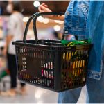 cumparaturi-supermarket-foto-shutterstock.jpg - NewsFactor