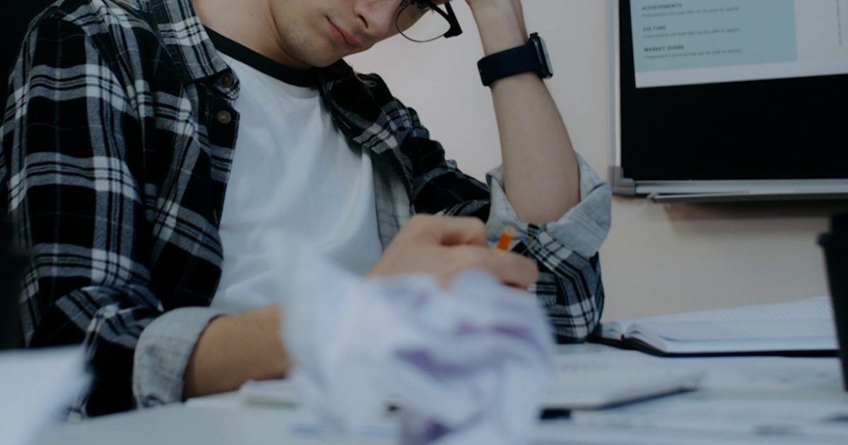 Revenirea la muncă: Sfaturi experte pentru a învinge stresul post-vacanță