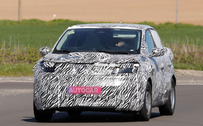 Noua Dacia Evader, surprinsă pe stradă: Debut spectaculos