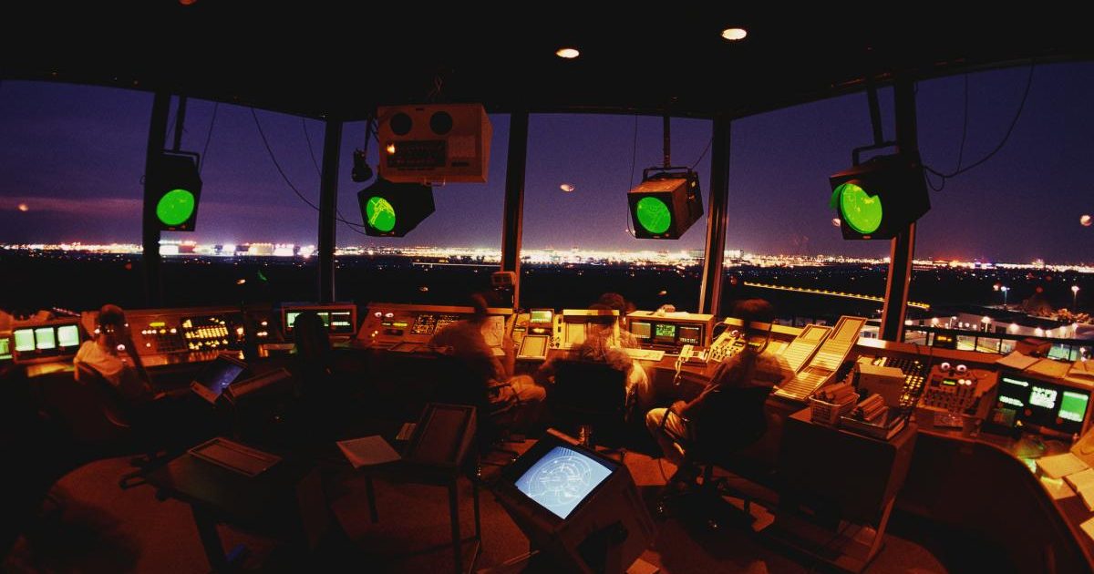 SUA recrutează gameri: De la Call of Duty la turnul de control aerian