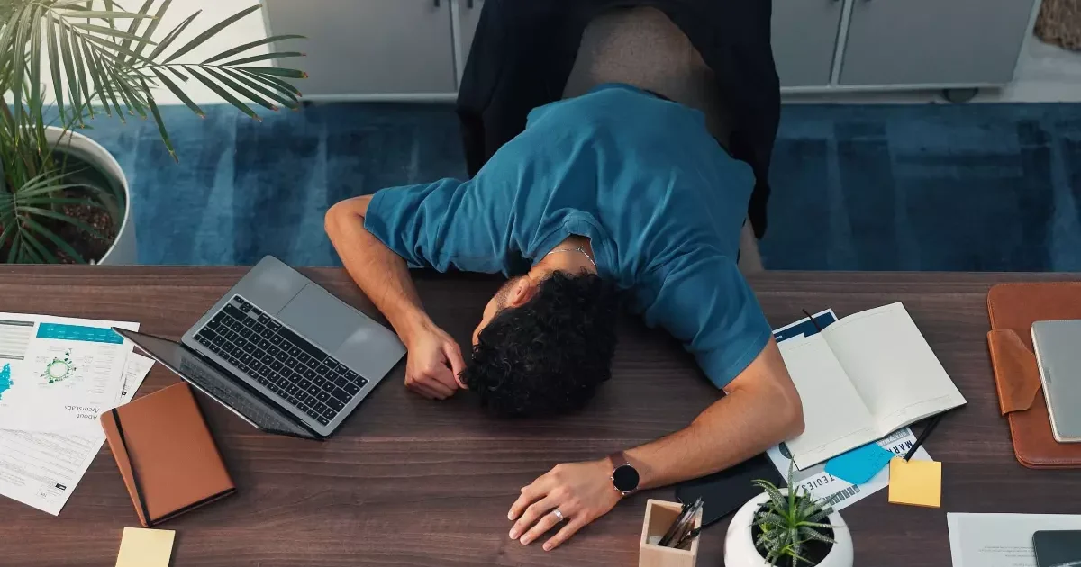 Angajatul care a dat în judecată firma: 500.000€ despăgubiri pentru concediu neplătit