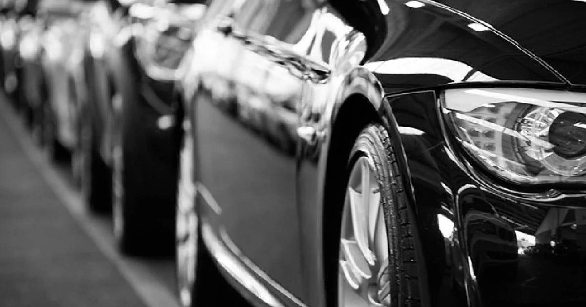 Mașina viitorului: Toaletă la bord, controlată vocal. Drum lung, fără oprire