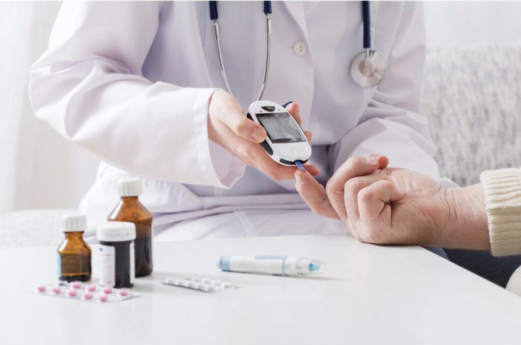 Deficitul de vitamine și minerale, o problemă majoră pentru diabeticii de tip 2, arată un studiu amplu Un studiu recent, publicat în aprilie 2026, arată că peste jumătate dintre persoanele cu diabet de tip 2 se confruntă cu deficiențe de vitamine și minerale esențiale