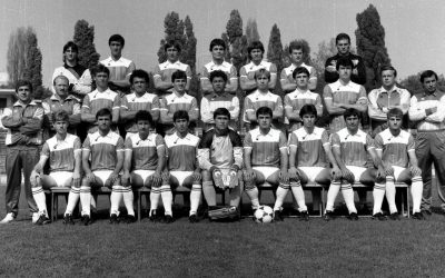 Astăzi, Arena Națională din București a fost locul de adunare pentru sute de oameni care au dorit să-și ia rămas bun de la Mircea Lucescu, o legendă a fotbalului românesc