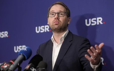 Fritz, despre criza: USR, ALĂTURI de Bolojan. PSD, acuzat de interese