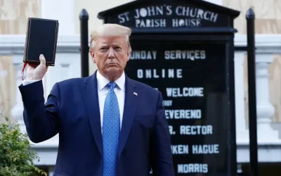 Trump, sfidător: Duel cu Papa și surpriză la Casa Albă