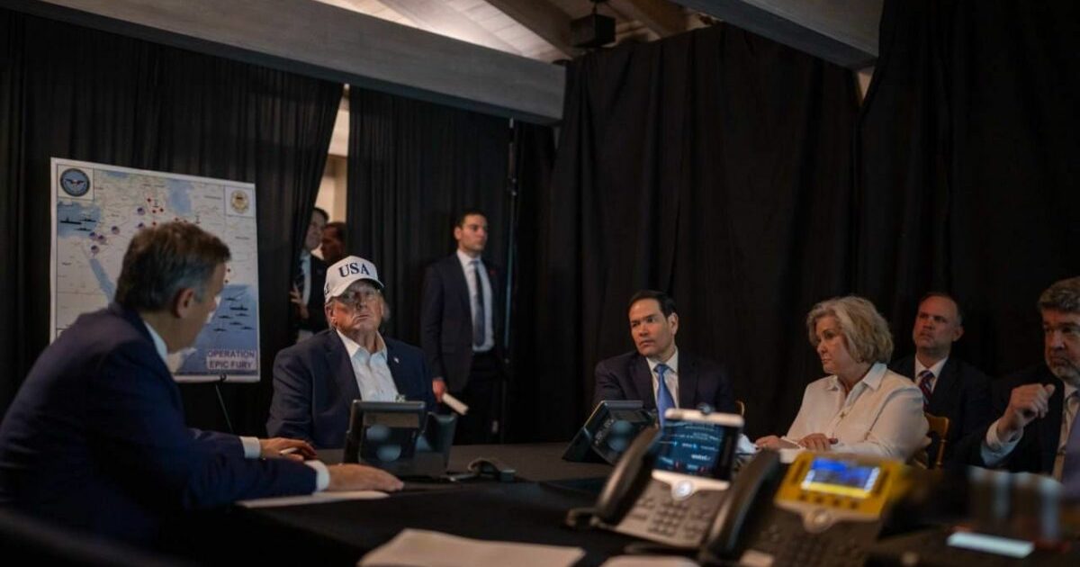 Trump, ședință de urgență la Casa Albă: Criza din Strâmtoarea Ormuz