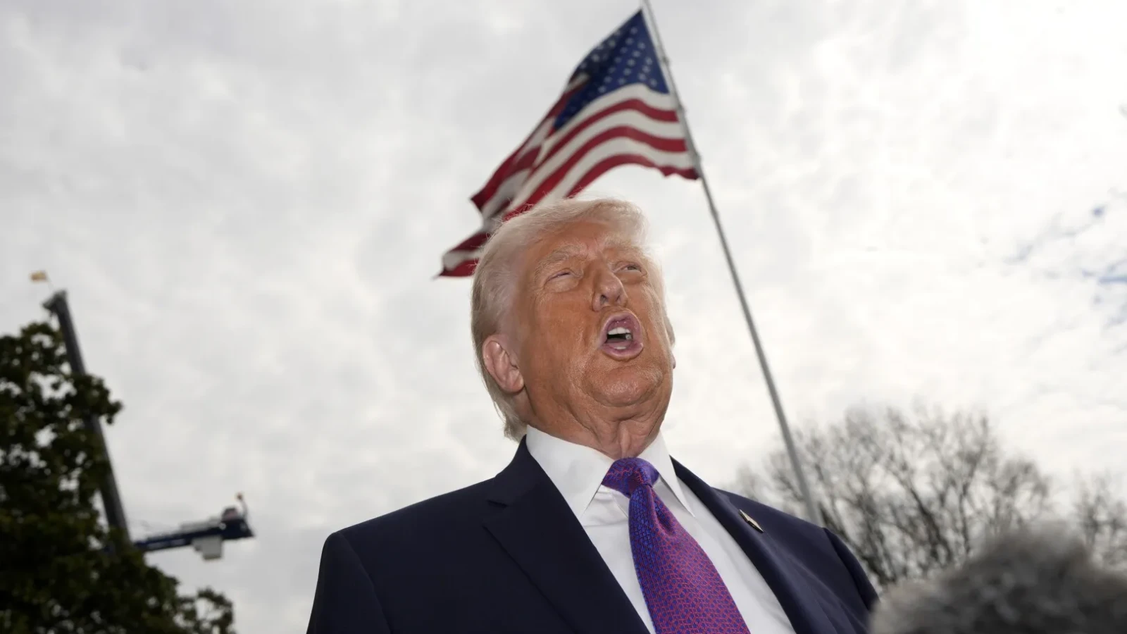 Trump, încurcat: Ajutorul pentru Gaza, blocat. Miliarde promise, încă n-au ajuns