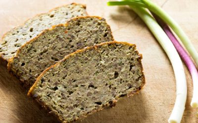 Câte calorii ascunde o felie de drob de pui? Calculele nutriționale