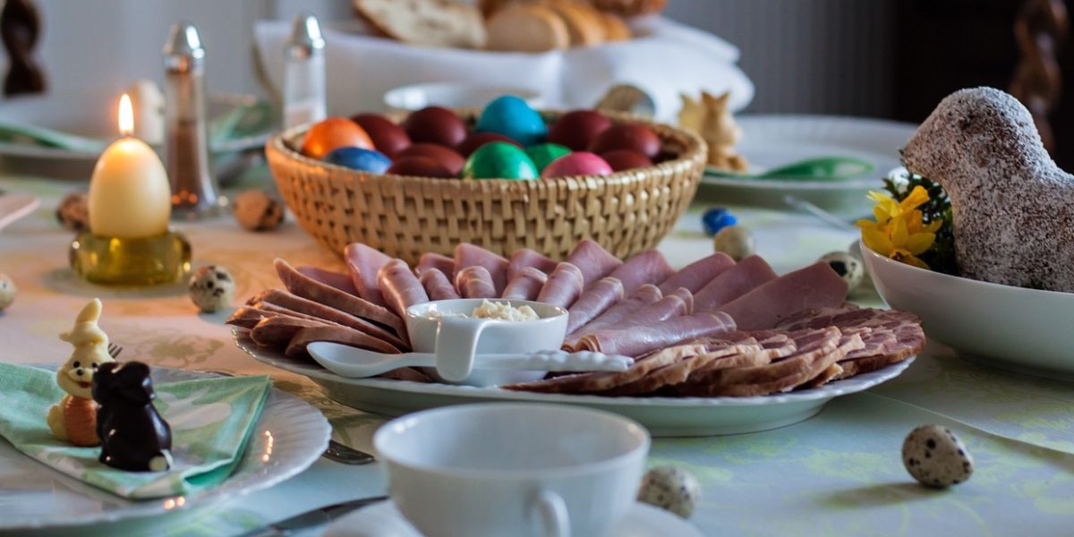 Aproape toți românii preferă Paștele acasă, arată un nou studiu