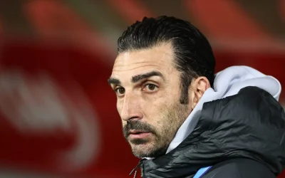 Elias Charalambous, aproape de rivalul Răzvan Lucescu