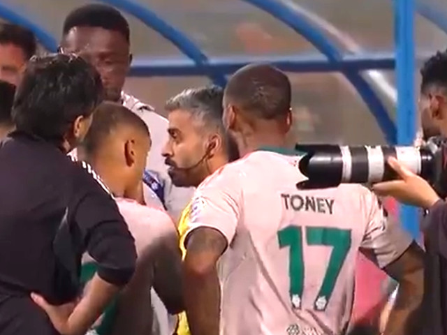 Imagini-șoc cu arbitrul acuzat de fraudă: „S-a înregistrat ce-ai spus?”