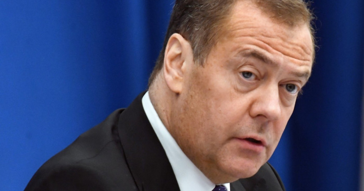 Medvedev, redactor-șef al manualelor școlare rusești: Ce pregătește Kremlinul