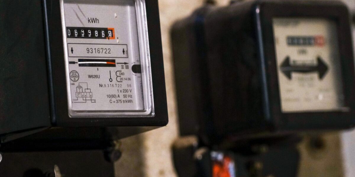 energie-electrica-curent-contor-Sursa-foto-Parlamentul-European-3-e1633957920913.jpg - NewsFactor