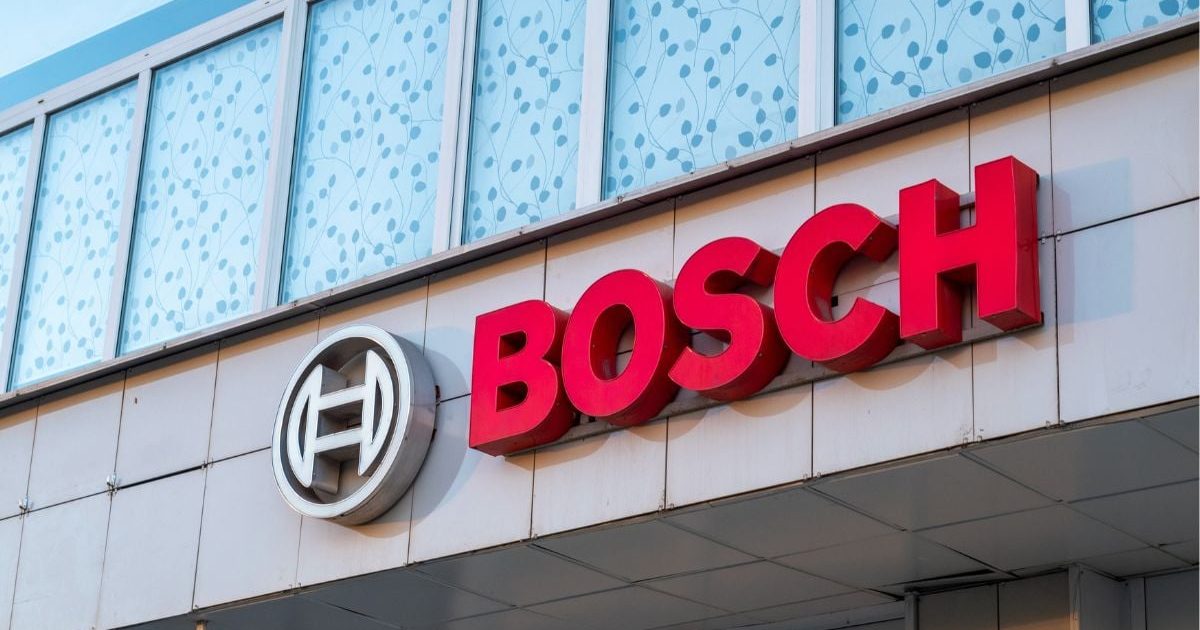 Șefii Bosch și Aumovio acuză România: Birocrație și instabilitate, de vină pentru concedieri