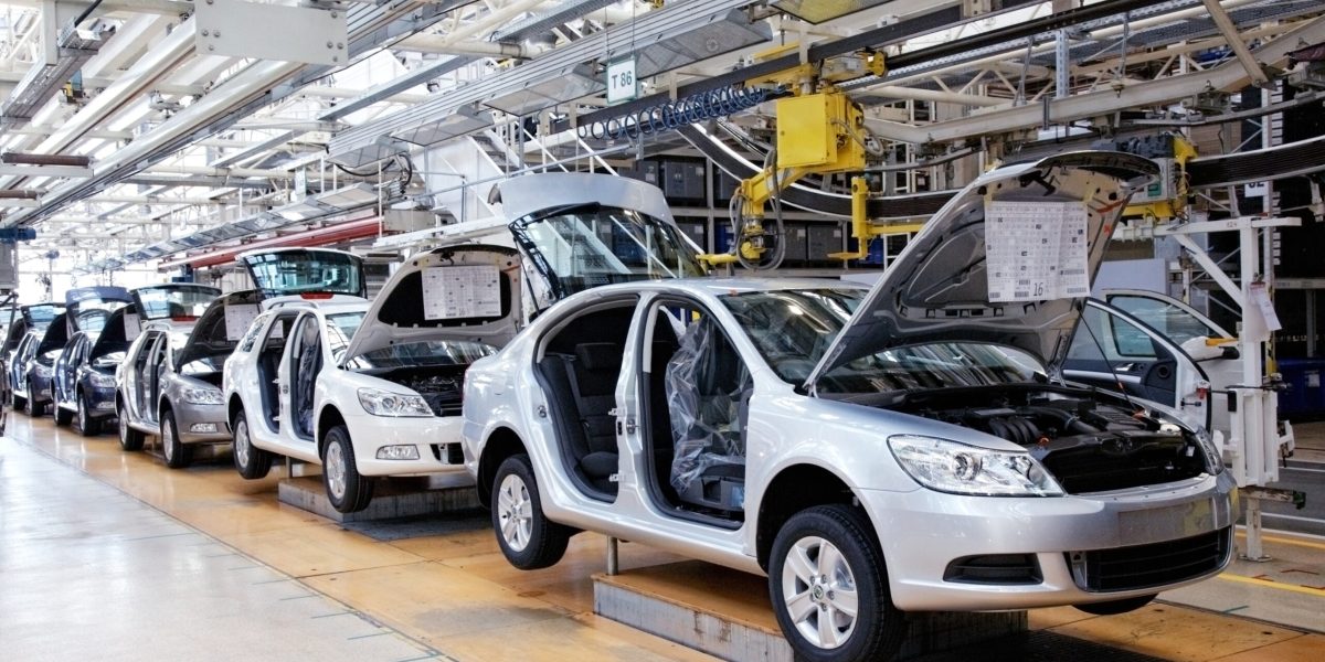 fabrica-masini-scaled.jpg - NewsFactor