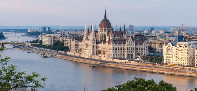 Maghiarii au ieșit la vot: Cum și-au „recucerit” țara și dau lecții în Europa