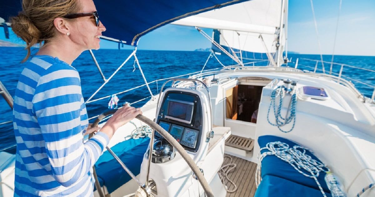 Mila terestră vs. Marină: Ce-i cu nodurile la avioane