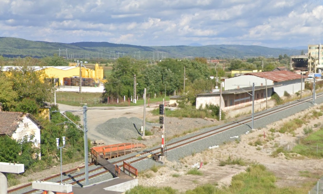 De zece ani la reluare: Traseul de tren Arad-Hunedoara, un coșmar feroviar