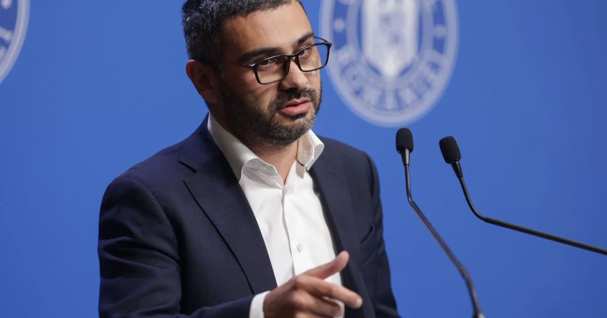 Nicio reducere! Salariile românilor protejate de noile grile salariale